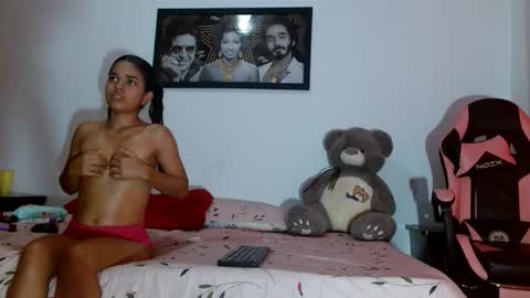 Snapshot of karolsweetvagi chatting on March 2026 06:57:01 PM karol online show from March 2026 06:57:01 PM