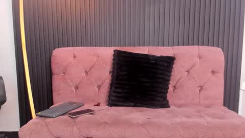 karolwest_ online show from February 2026 11:20:01 AM