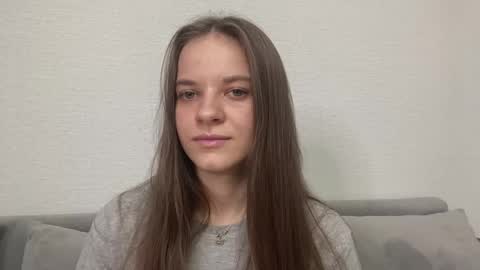 Lia online show from April 2026 04:15:01 PM