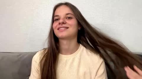 Lia online show from April 2026 04:05:01 PM