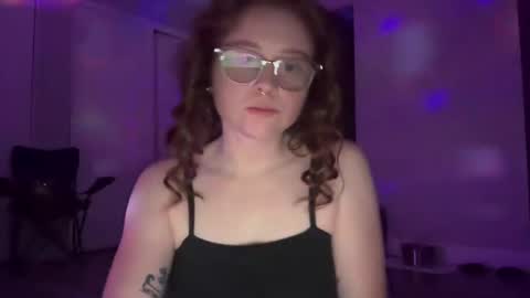 Snapshot of kassybear14 chatting on November 2025 01:22:01 AM Kassybear online show from November 2025 01:22:01 AM