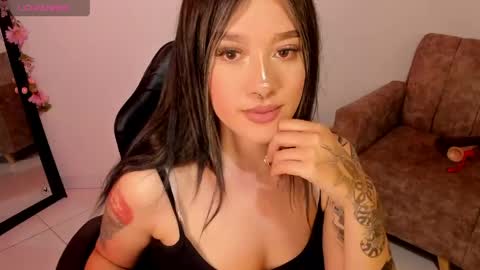 Snapshot of kat_apple chatting on June 2026 12:34:02 AM Alicia online show from June 2026 12:34:02 AM