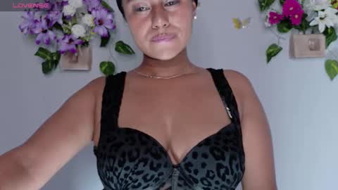 Snapshot of kataleya_amaya chatting on February 2026 11:08:02 PM kataleya_amaya online show from February 2026 11:08:02 PM