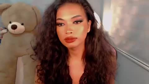 Snapshot of katalina_rouge chatting on October 2025 03:58:01 PM IVY JANE online show from October 2025 03:58:01 PM