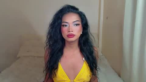 Snapshot of katalina_rouge chatting on July 2026 05:21:02 AM IVY JANE online show from July 2026 05:21:02 AM