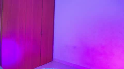 katalinaaswad online show from December 2025 05:24:02 AM