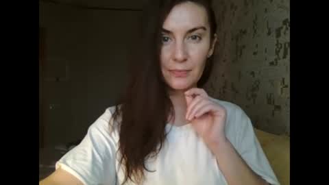 Snapshot of katalinaqe chatting on November 2025 10:10:02 AM KatalinaQE online show from November 2025 10:10:02 AM