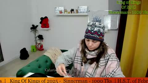 Snapshot of katarina_blades chatting on February 2025 09:04:02 PM online show from February 2025 09:04:02 PM