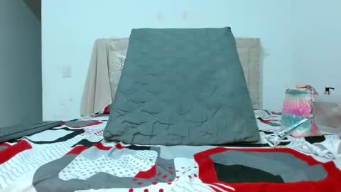 katasquirt online show from March 2025 01:48:01 AM