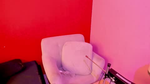 Kate  online show from November 2025 11:31:01 AM