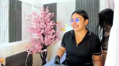 Kate Evans online show from June 2026 12:31:02 PM