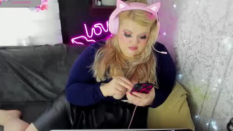 Katarina online show from February 2025 09:53:01 AM