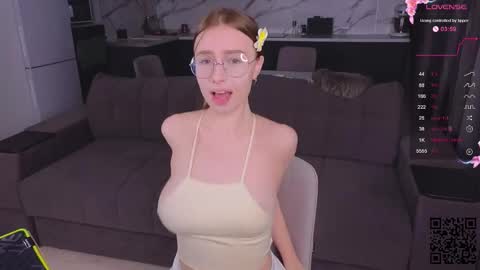 kate_krayy online show from December 2025 04:47:01 PM