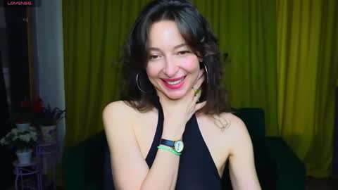 Snapshot of kate_millersi chatting on June 2026 11:47:01 AM Kare online show from June 2026 11:47:01 AM