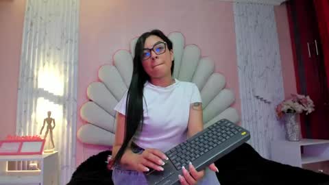 Snapshot of kate_mmoss chatting on May 2026 02:47:02 PM kate online show from May 2026 02:47:02 PM