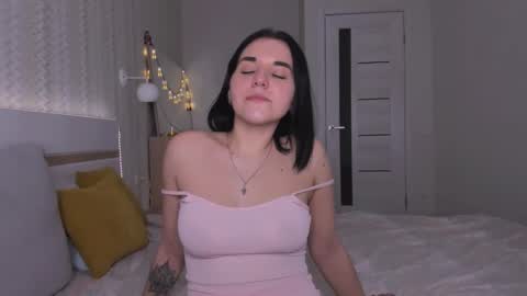 Snapshot of kate_ree_ chatting on January 2025 05:54:01 PM KATE online show from January 2025 05:54:01 PM