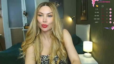 Snapshot of kate_space chatting on April 2026 06:10:01 PM Therapist online show from April 2026 06:10:01 PM