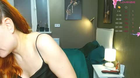 Snapshot of kate_space chatting on May 2026 09:32:02 PM Therapist online show from May 2026 09:32:02 PM