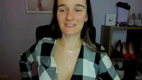 Kate  online show from October 2025 07:06:02 AM