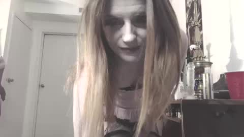 Snapshot of kateloveforever chatting on April 2026 05:57:01 AM Kateloveforever online show from April 2026 05:57:01 AM