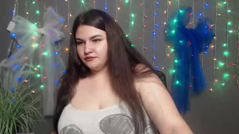 Kate Nils online show from November 2025 08:14:01 PM