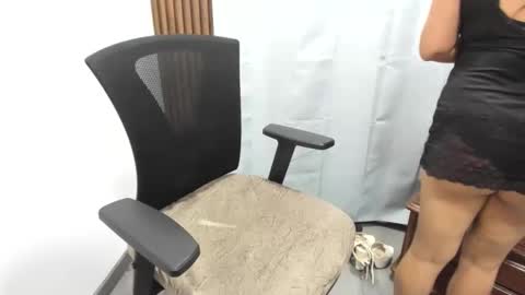 Snapshot of katerinamilf_ chatting on May 2026 11:37:02 AM kata online show from May 2026 11:37:02 AM