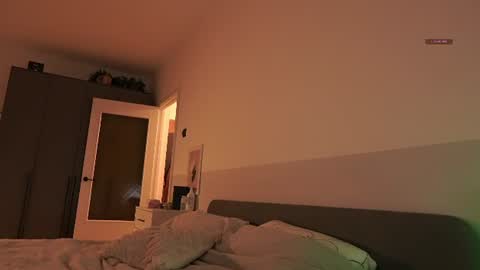 katesee online show from June 2026 09:14:02 PM