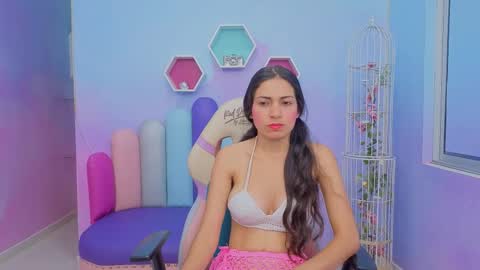 Kate Skinny  online show from January 2026 11:26:02 AM