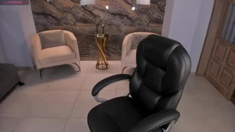 K A T E  online show from October 2025 12:14:02 PM