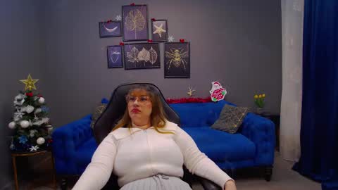 Snapshot of katewalker_ chatting on December 2024 06:16:01 PM Kate online show from December 2024 06:16:01 PM