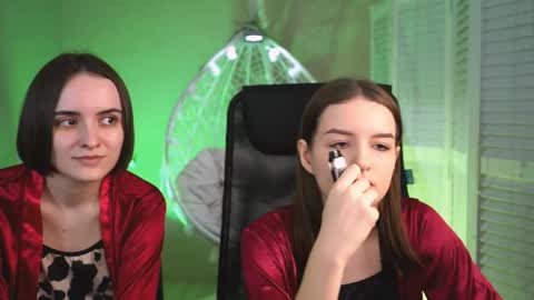 katewillows online show from April 2026 04:22:01 AM