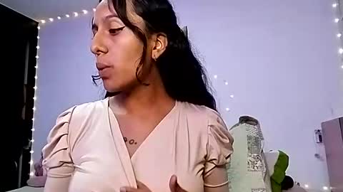 Katey  online show from January 2025 05:42:02 AM