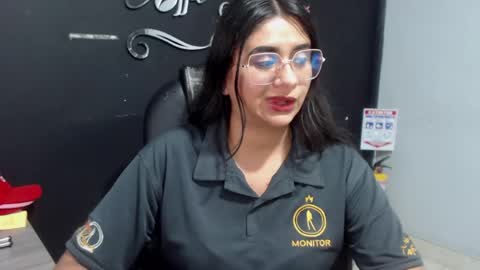 Snapshot of kathe0v chatting on May 2026 11:24:02 PM Call me Lau online show from May 2026 11:24:02 PM