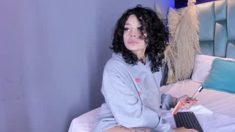 Snapshot of kathegomez_ chatting on January 2025 01:49:01 PM KatheGomez  online show from January 2025 01:49:01 PM