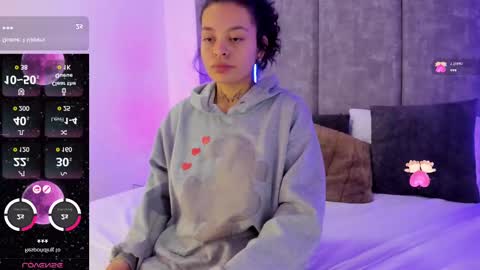 Snapshot of kathegomez_ chatting on February 2025 06:06:01 AM KatheGomez  online show from February 2025 06:06:01 AM
