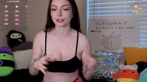 Katherinepine online show from October 2025 12:21:02 AM