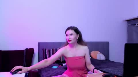 Katherine online show from November 2025 07:32:01 AM