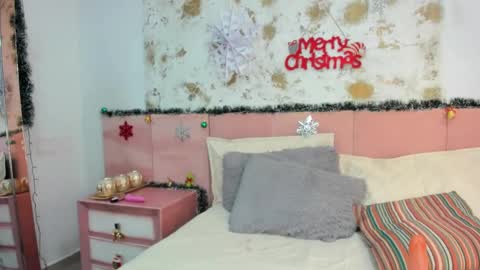 Snapshot of kathia_lopera chatting on December 2024 10:12:02 AM Khatia online show from December 2024 10:12:02 AM