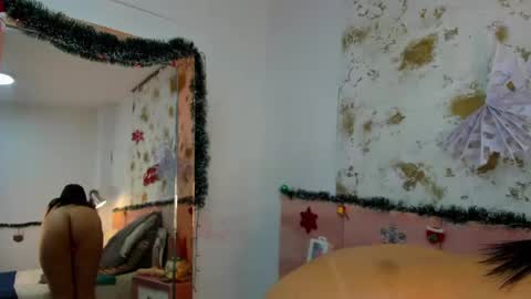 Snapshot of kathia_lopera chatting on December 2024 11:23:02 AM Khatia online show from December 2024 11:23:02 AM