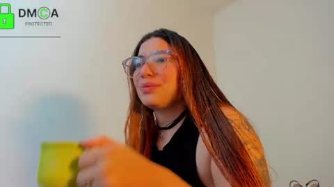 Snapshot of kathryn0 chatting on June 2026 04:35:02 AM Kay online show from June 2026 04:35:02 AM