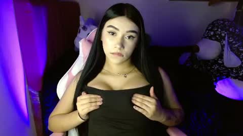 Snapshot of kathy_de chatting on June 2026 04:27:01 PM kathy de online show from June 2026 04:27:01 PM