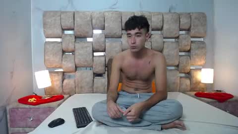 Kaht y Aiden online show from July 2026 04:54:02 PM