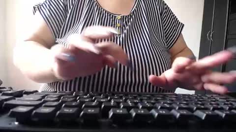 Snapshot of kathybigboobsbbw_ chatting on December 2024 03:17:02 PM kathybigboobsbbw_ online show from December 2024 03:17:02 PM