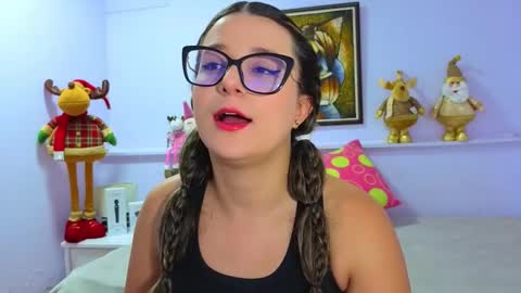 Khaterine online show from November 2025 11:55:02 AM