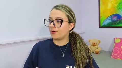 Khaterine online show from February 2026 12:16:02 AM