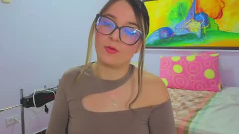 Snapshot of katia_foxx chatting on July 2026 02:58:02 AM Khaterine online show from July 2026 02:58:02 AM