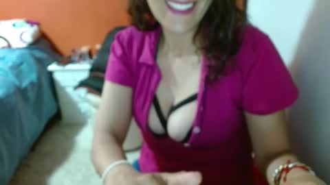 Snapshot of katia_love69 chatting on February 2025 12:48:02 PM Katia Love69 online show from February 2025 12:48:02 PM