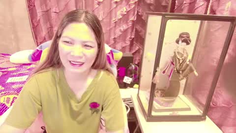 Snapshot of katie_8441 chatting on May 2026 10:04:01 PM Kate online show from May 2026 10:04:01 PM