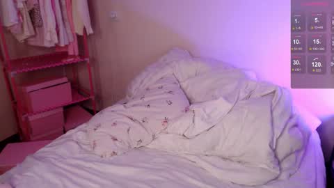 Katie Deville online show from October 2025 12:44:01 AM