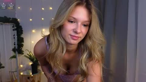 Snapshot of katie_dierse chatting on December 2025 02:02:02 PM Katie online show from December 2025 02:02:02 PM